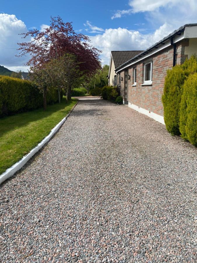 Lyn Leven Cottages Ballachulish Exterior photo